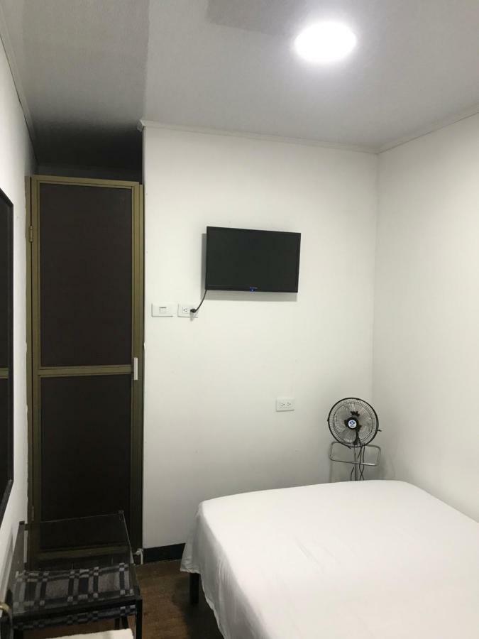 Residencias La Marquesa 2 马尼萨莱斯 外观 照片