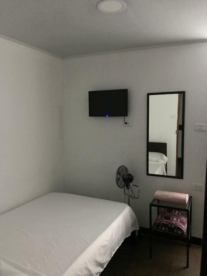 Residencias La Marquesa 2 马尼萨莱斯 外观 照片