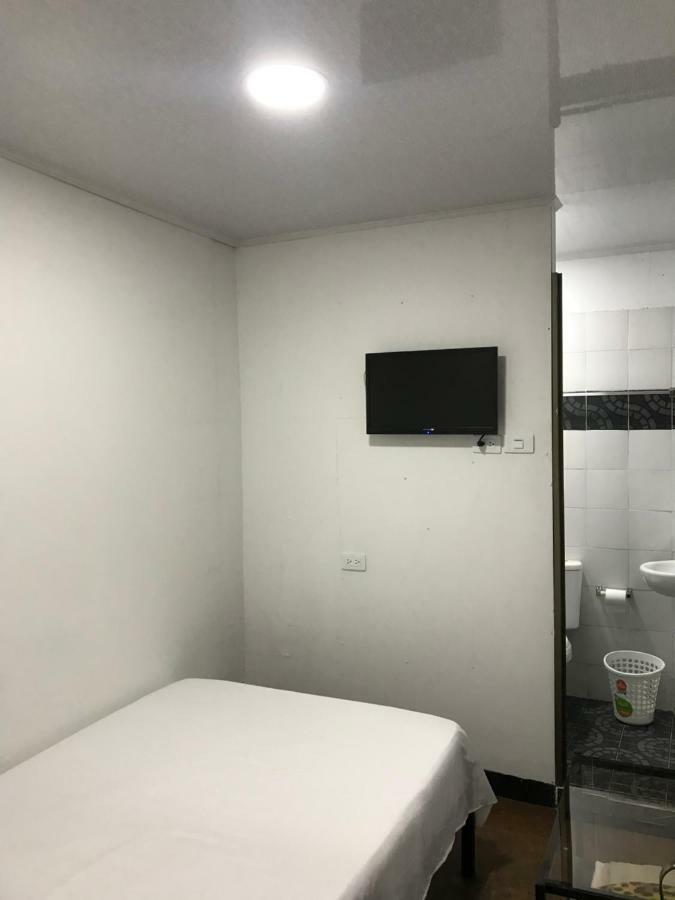 Residencias La Marquesa 2 马尼萨莱斯 外观 照片